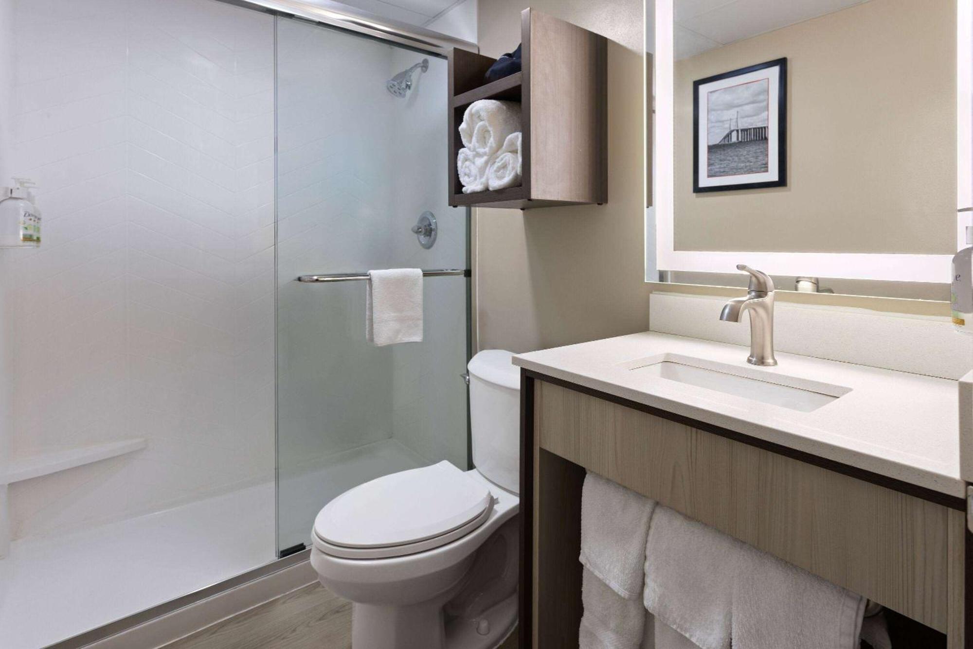מלון Ramada By Wyndham פרסיפני מראה חיצוני תמונה