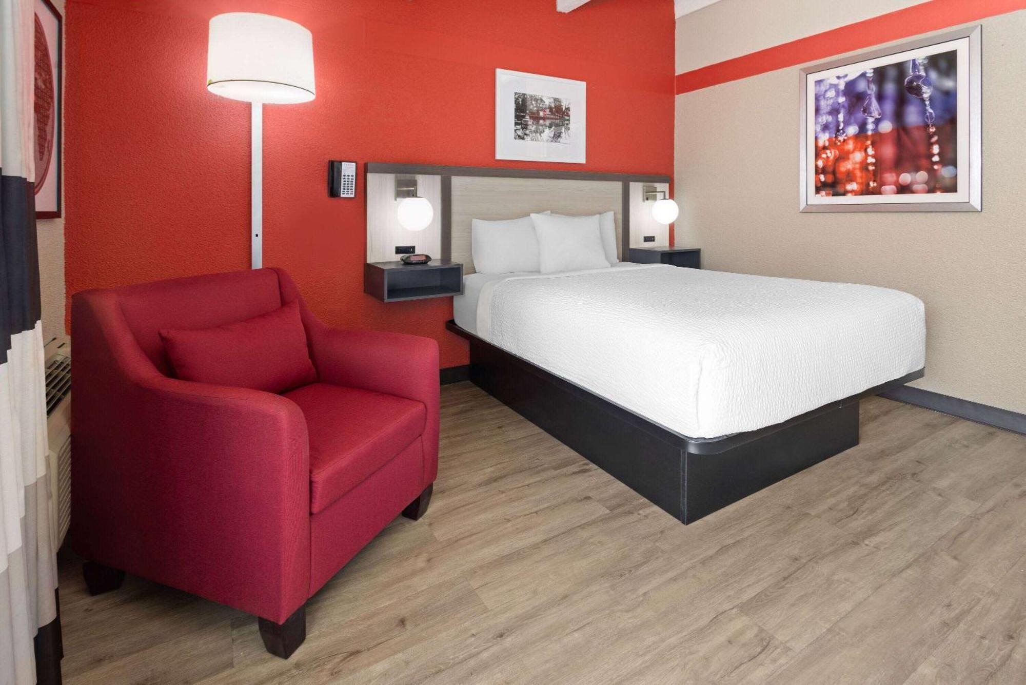 מלון Ramada By Wyndham פרסיפני מראה חיצוני תמונה